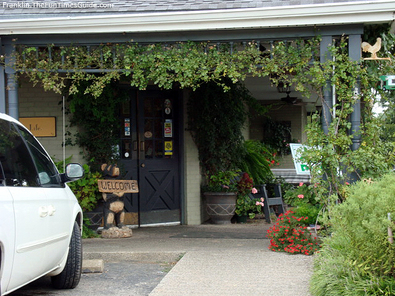 henpeck-market-front-door-entrance.jpg