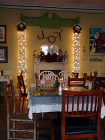 inside-franklin-mercantile-deli.jpg
