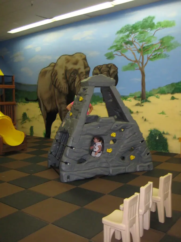 Rainbow Play Systems: A Party Room For Kids In Franklin, TN | The ...