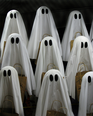 trick-or-treating-ghosts-by-peasap.jpg