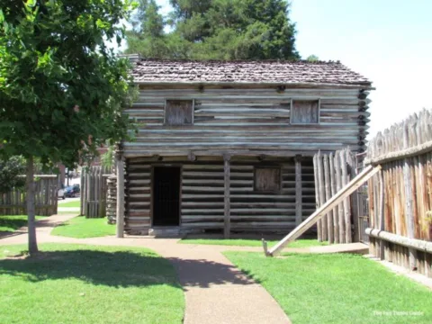 One of the cabins on the self-guided tour of Fort Nashborough in Nashville, TN. photo by Jenn at TheFunTimesGuide.com