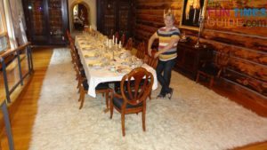 barbara-mandrell-fontanel-dining-room-table