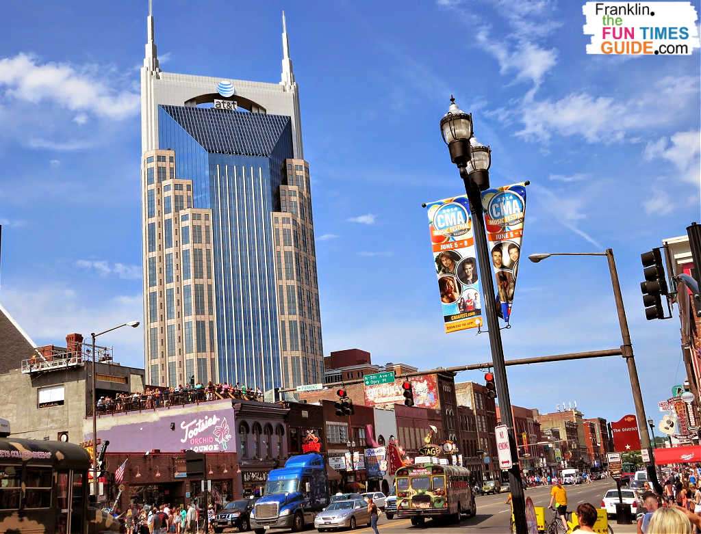 The Country Music Association's award show in June is always a fun time. There are lots of free events with celebrities that take place during CMA week in Nashville. photo by Lynnette at TheFunTimesGuide.com The Country Music Association's award show in June is always a fun time. There are lots of free events with celebrities that take place during CMA week in Nashville.