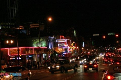 downtown-nashville-at-night