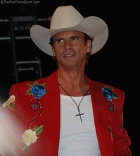 lorenzo-lamas-gone-country-cmt.jpg