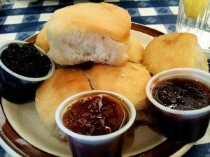 loveless-cafe-biscuits-and-jam