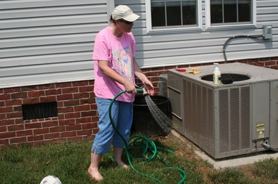 lynnettes-diy-dog-bath.jpg