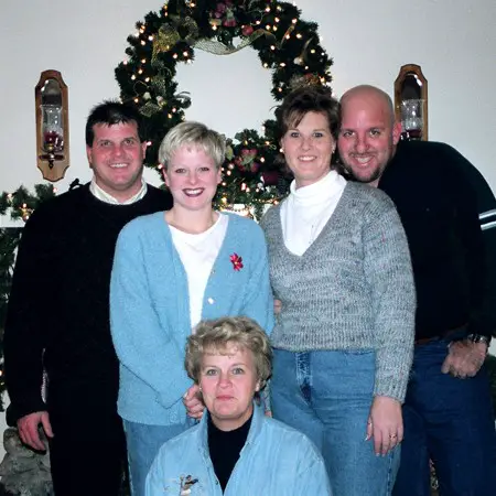 Lynnette's family Christmas 2000.