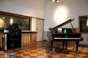 rca-studio-b-original-steinway-piano.jpg