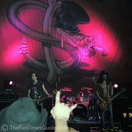 Slash with his new band, 'Slash's Snakepit'.