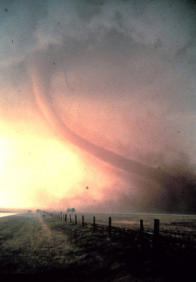 Tornado twister picture